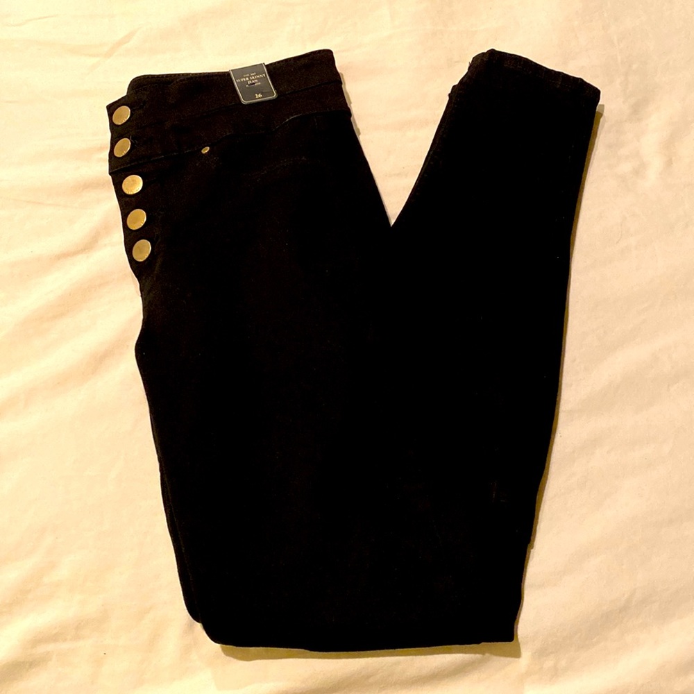 Cute Abercrombie & Fitch black high rise super skinny jeans, 26, NWT
